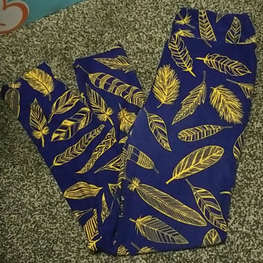 Gold feathers purple OS leggings Lularoe